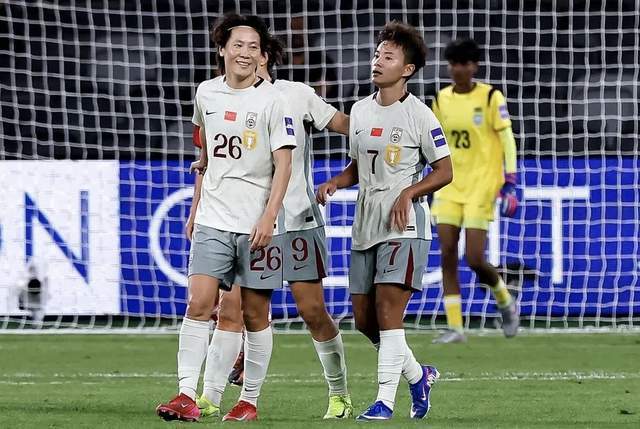 乐鱼体育登录入口-4-0！女足亚洲杯最大惨案诞生：8强已定2席，两队给中国队出难题